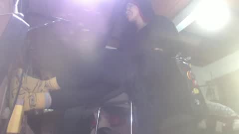 Snapshot of eskelaswd chatting on 02-17-25, 01:25 Eskela911 online show from 02-17-25, 01:25