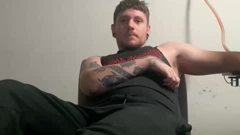 Snapshot of eskol212 chatting on 10-29-25, 01:57 eskol212 online show from 10-29-25, 01:57