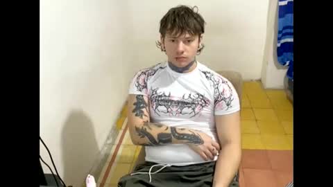 Snapshot of eskol212 chatting on 02-20-26, 09:48 eskol212 online show from 02-20-26, 09:48