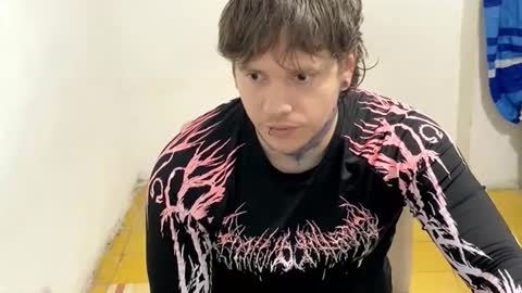 Snapshot of eskol212 chatting on 02-23-26, 01:14 eskol212 online show from 02-23-26, 01:14