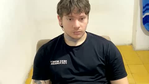 Snapshot of eskol212 chatting on 02-26-26, 05:23 eskol212 online show from 02-26-26, 05:23