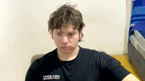 Snapshot of eskol212 chatting on 03-02-26, 12:12 eskol212 online show from 03-02-26, 12:12