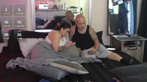 eslosyliz213 online show from 01-28-25, 01:16