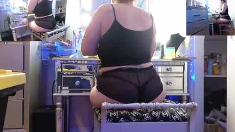 eslosyliz213 online show from 02-16-25, 09:48