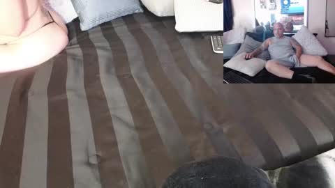 eslosyliz213 online show from 02-18-25, 11:44