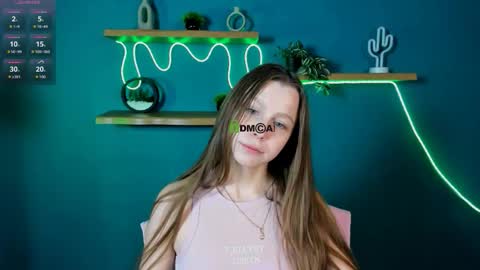 Snapshot of esme_moore_ chatting on 11-23-25, 09:42 esme_moore_ online show from 11-23-25, 09:42