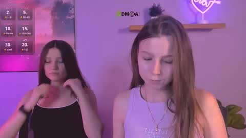 Snapshot of esme_moore_ chatting on 12-05-25, 08:27 esme_moore_ online show from 12-05-25, 08:27