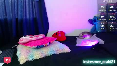 Snapshot of esmecaldwel chatting on 11-17-25, 06:24 Esme Caldwel online show from 11-17-25, 06:24