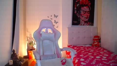 Esmeralda online show from 01-06-25, 10:26