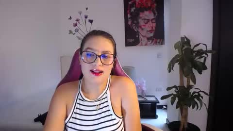 Esmeralda online show from 02-22-26, 07:23