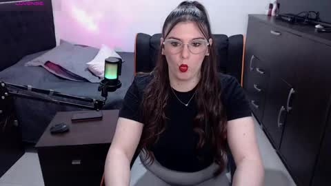 Snapshot of espagamer5 chatting on 05-21-26, 01:34 Xbebetax online show from 05-21-26, 01:34