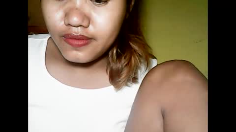 especialgirl_28 online show from 12-17-24, 07:15