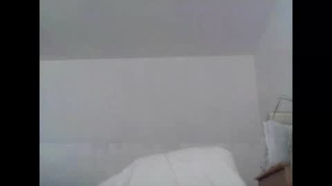 Snapshot of especially871850 chatting on 04-05-26, 02:47 especially871850 online show from 04-05-26, 02:47