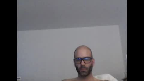 Snapshot of especially871850 chatting on 04-07-26, 09:32 especially871850 online show from 04-07-26, 09:32