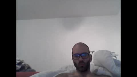 Snapshot of especially871850 chatting on 04-17-26, 09:45 especially871850 online show from 04-17-26, 09:45