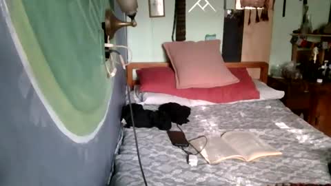 Gea y Uranus online show from 12-20-25, 09:33