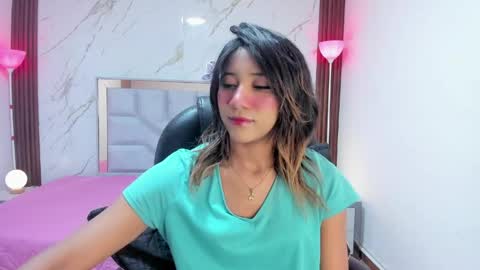 esperanzamora online show from 04-21-26, 11:49