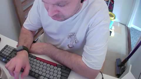 Morph online show from 11-09-25, 01:09