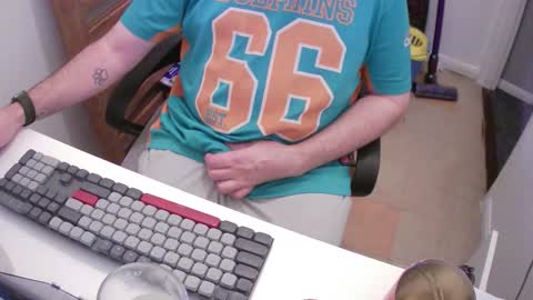 Morph online show from 11-23-25, 08:52