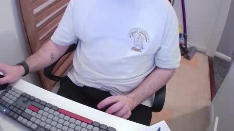 Snapshot of essex_wild chatting on 02-07-26, 09:40 Morph online show from 02-07-26, 09:40