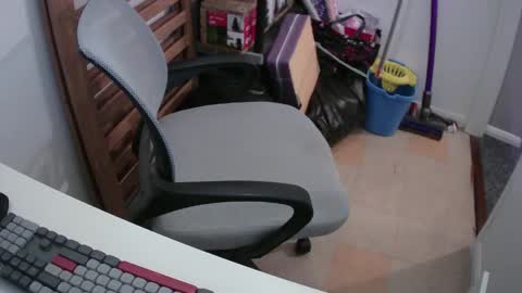 Snapshot of essex_wild chatting on 04-27-26, 07:34 Morph online show from 04-27-26, 07:34