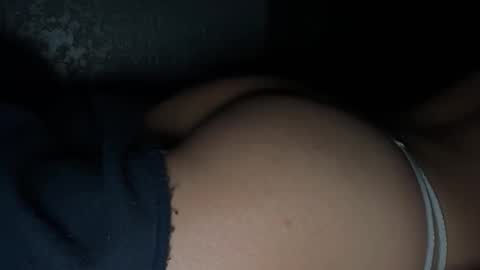 est1243672 online show from 12-21-25, 05:03