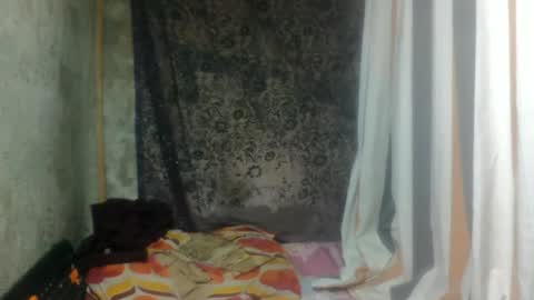 Snapshot of estancelee chatting on 06-12-26, 07:29 estancelee online show from 06-12-26, 07:29