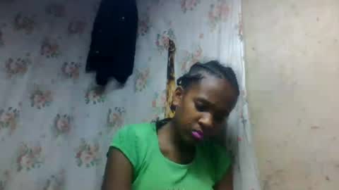 estancelee online show from 07-28-26, 06:42