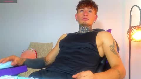 Esteban independent model online show from 11-27-25, 12:18