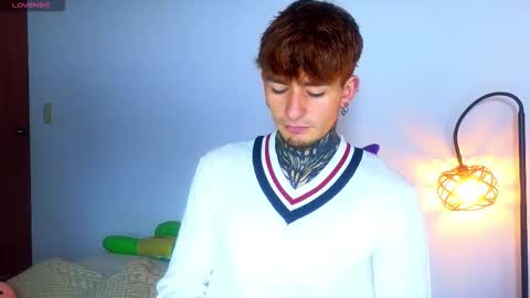 Esteban independent model online show from 12-01-25, 10:42