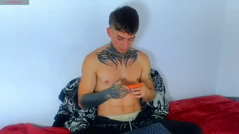 Esteban independent model online show from 05-14-26, 06:58