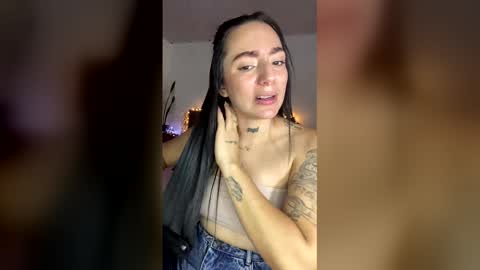 Snapshot of estefa1 chatting on 02-24-26, 05:44 estefa1 online show from 02-24-26, 05:44