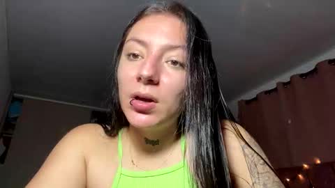 estefa1 online show from 03-15-26, 08:15