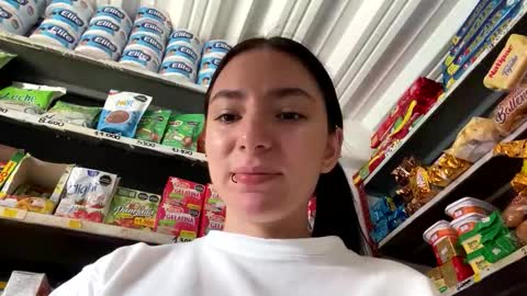 estefa1 online show from 03-18-26, 06:22