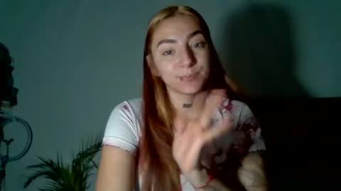 Snapshot of estefa1 chatting on 06-25-26, 04:12 estefa1 online show from 06-25-26, 04:12