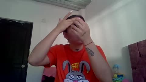 Snapshot of estefa1 chatting on 07-25-26, 07:55 estefa1 online show from 07-25-26, 07:55