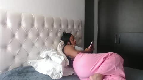 valeria online show from 03-05-25, 04:13