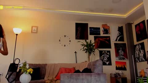 Snapshot of estefy_arroyo1 chatting on 02-03-26, 05:18 estefy_arroyo1 online show from 02-03-26, 05:18