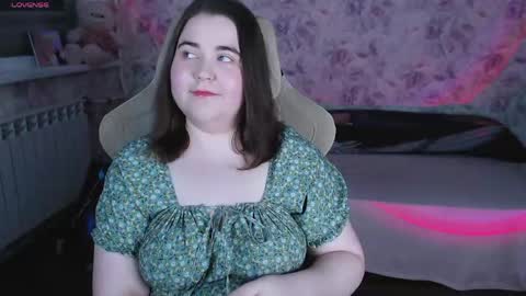 estelle_hicks online show from 05-19-26, 07:20