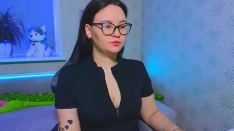 EsterPlayful online show from 11-30-25, 09:35