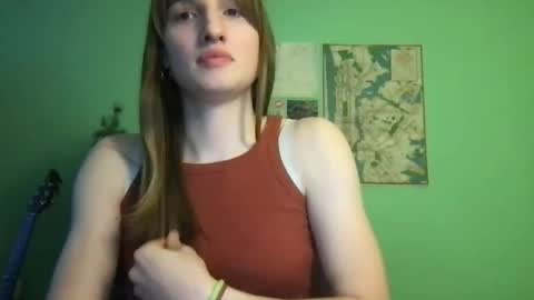 Esther Grey online show from 01-28-25, 09:29