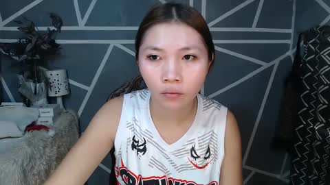 Snapshot of estherlust chatting on 12-26-24, 12:36 IRIS online show from 12-26-24, 12:36