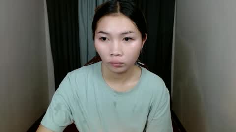 Snapshot of estherlust chatting on 04-27-26, 03:48 IRIS online show from 04-27-26, 03:48