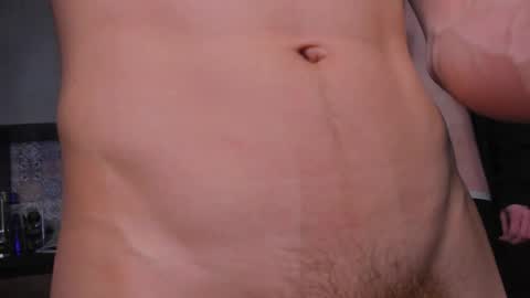 LOUIS online show from 04-06-26, 01:58