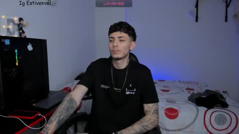 estivenvel online show from 03-20-26, 04:12