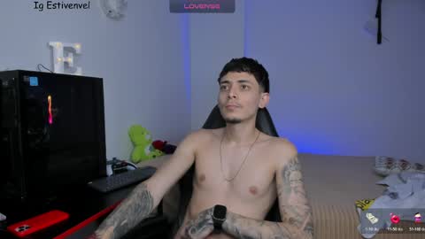 estivenvel online show from 04-08-26, 04:51