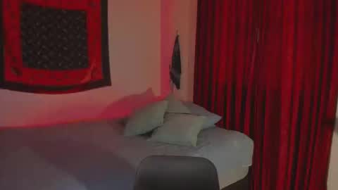 Esteban online show from 10-20-25, 10:32