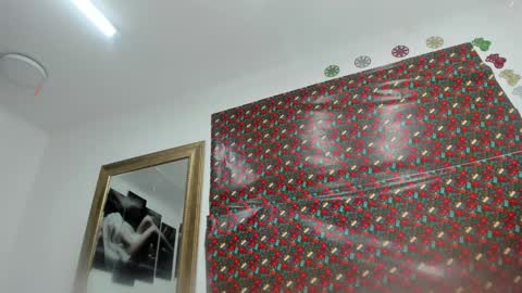 Snapshot of estrella_hanks_ chatting on 01-08-25, 11:54 Estrella online show from 01-08-25, 11:54