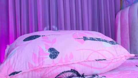 Estrella online show from 04-19-26, 11:53