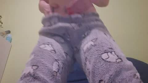 Snapshot of estrellawalters chatting on 01-01-25, 07:10 estrellawalters online show from 01-01-25, 07:10